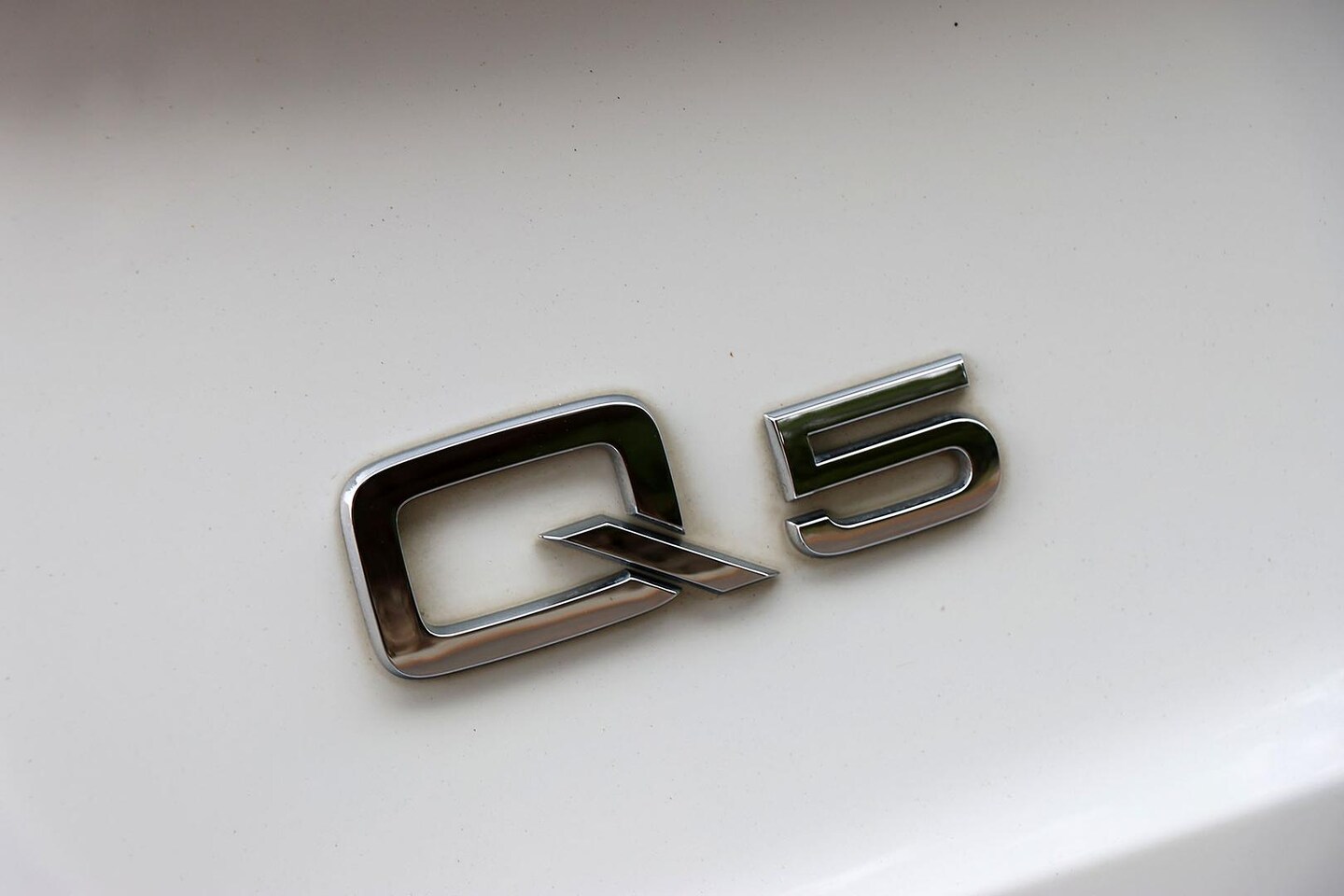 Image about Audi Q5 design 40 TDI quattro S tronic