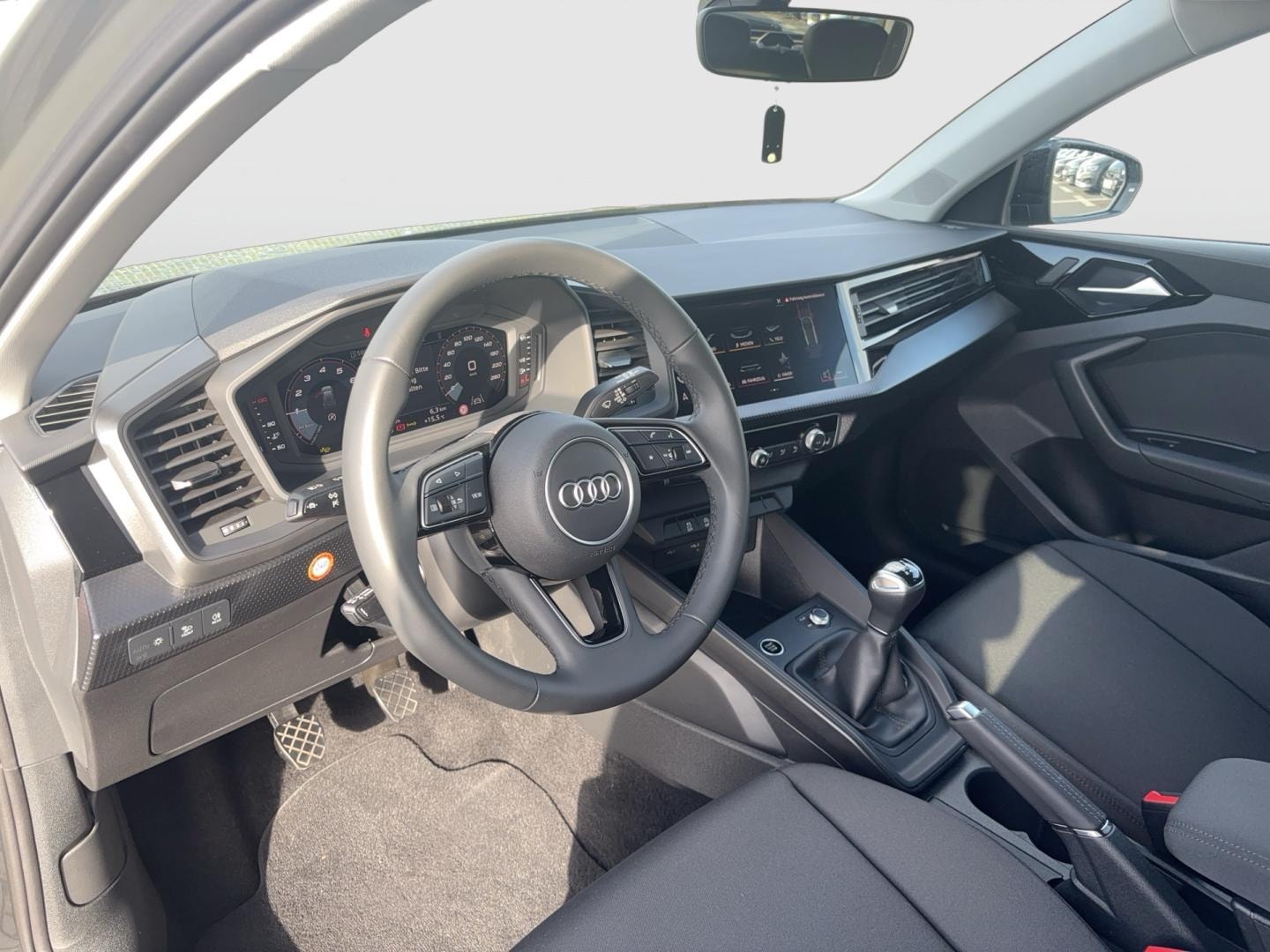 Bild über Audi A1 Sportback 30 TFSI Schaltgetriebe - für weitere Informationen kontaktieren Sie den Audi Partner