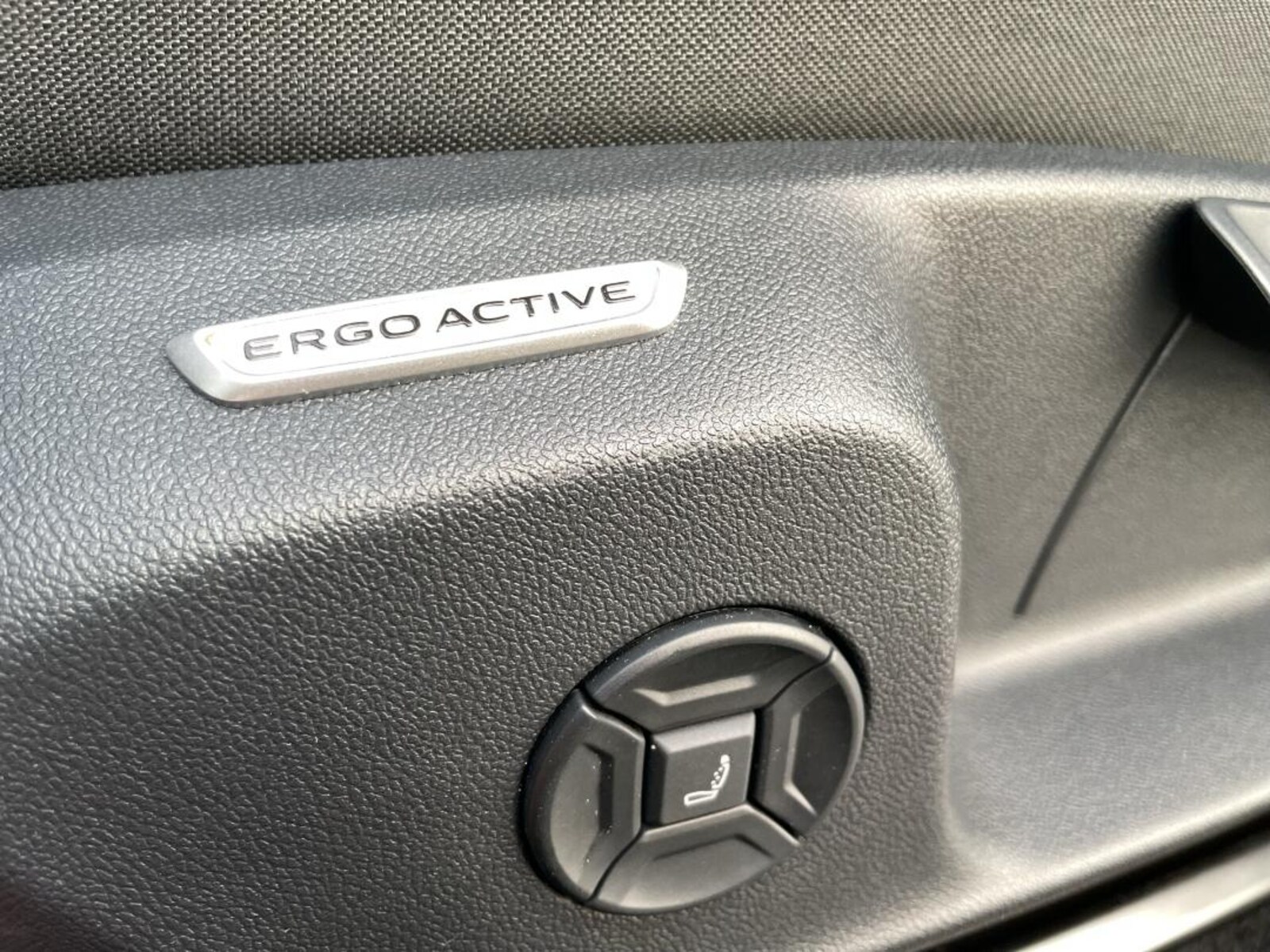 Volkswagen T-Roc – Bild 14