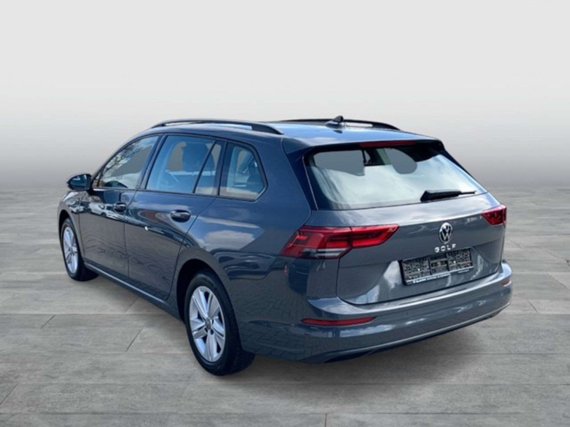 Volkswagen Golf Variant Life