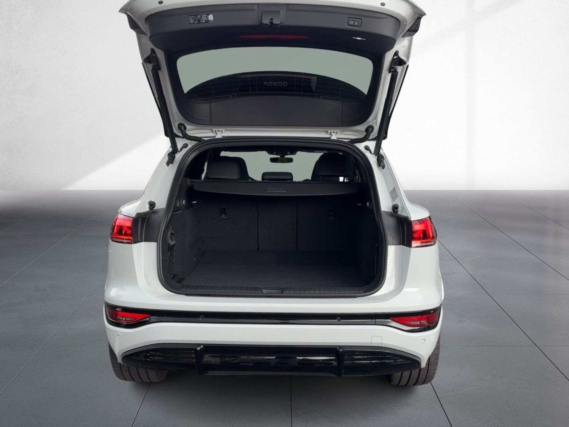 Audi Q6 SUV e-tron