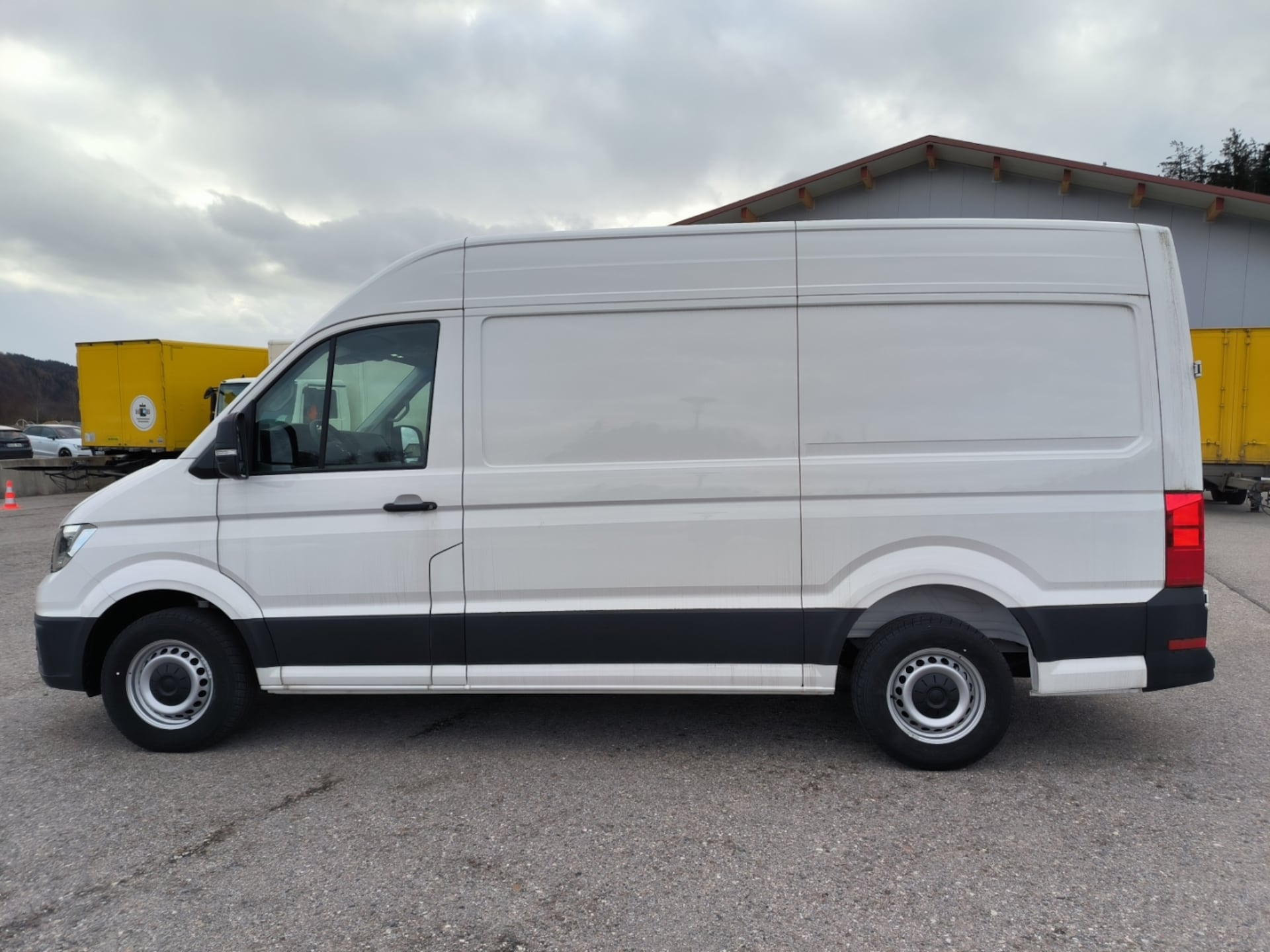 Volkswagen Crafter Kasten mittlerer Radstand