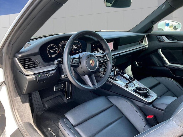 2025 Porsche