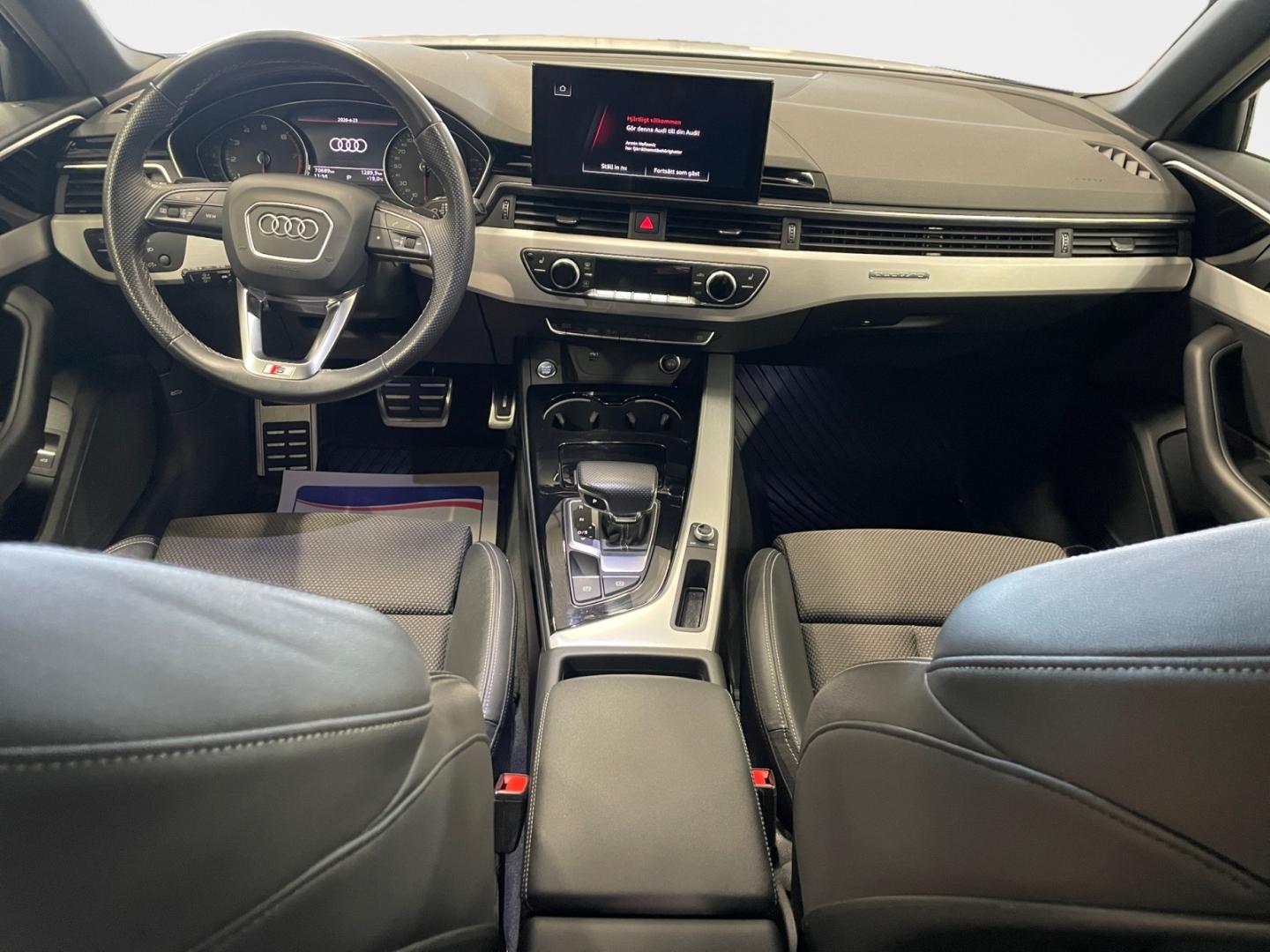 Bild som visar&nbsp;Audi A4 Avant&nbsp;A4 Avant 40 TFSI quattro S line 204 hk S tronic - för mer information kontakta din Audi Partner