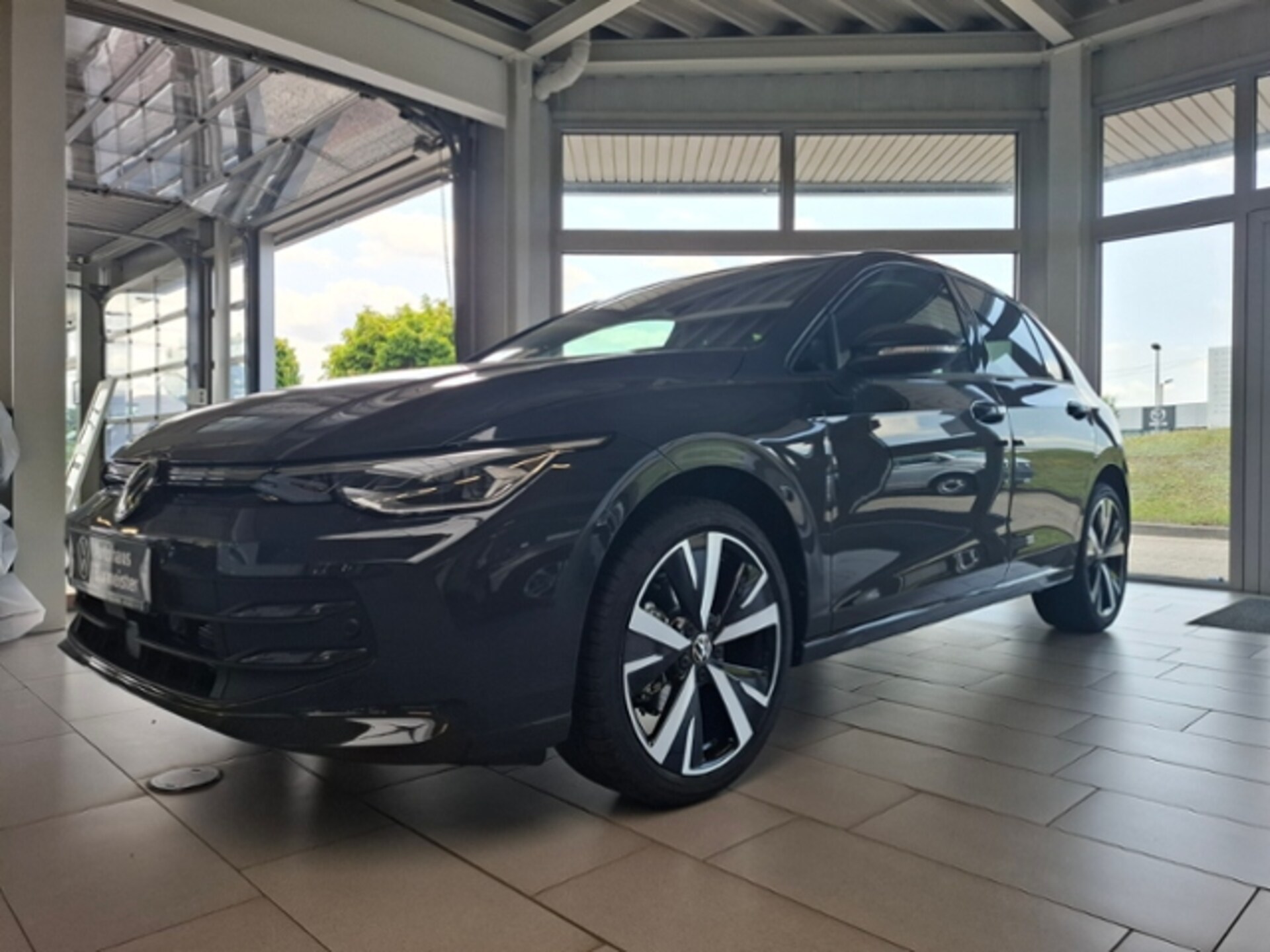 Volkswagen Golf Life