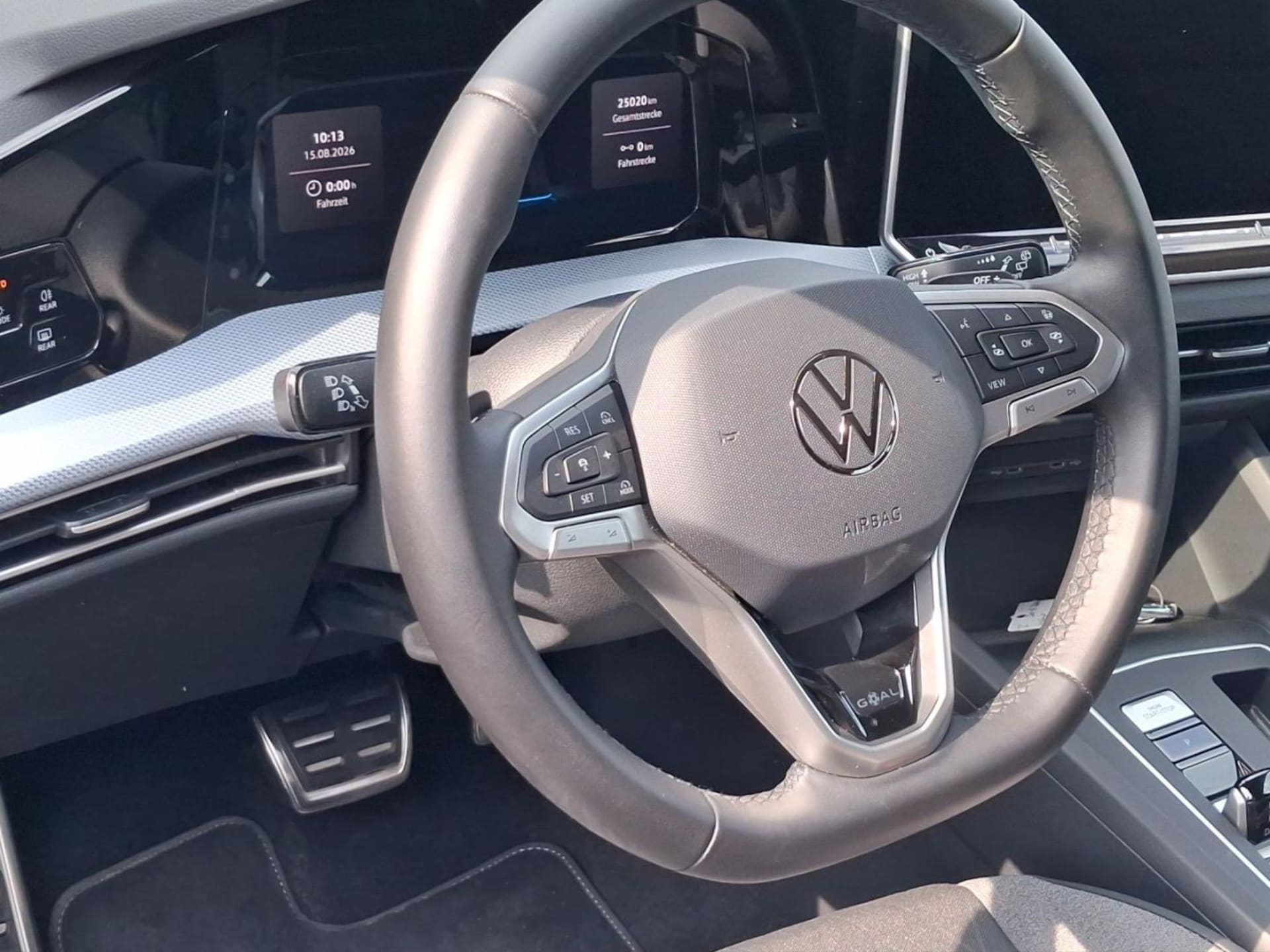 Volkswagen Golf Life