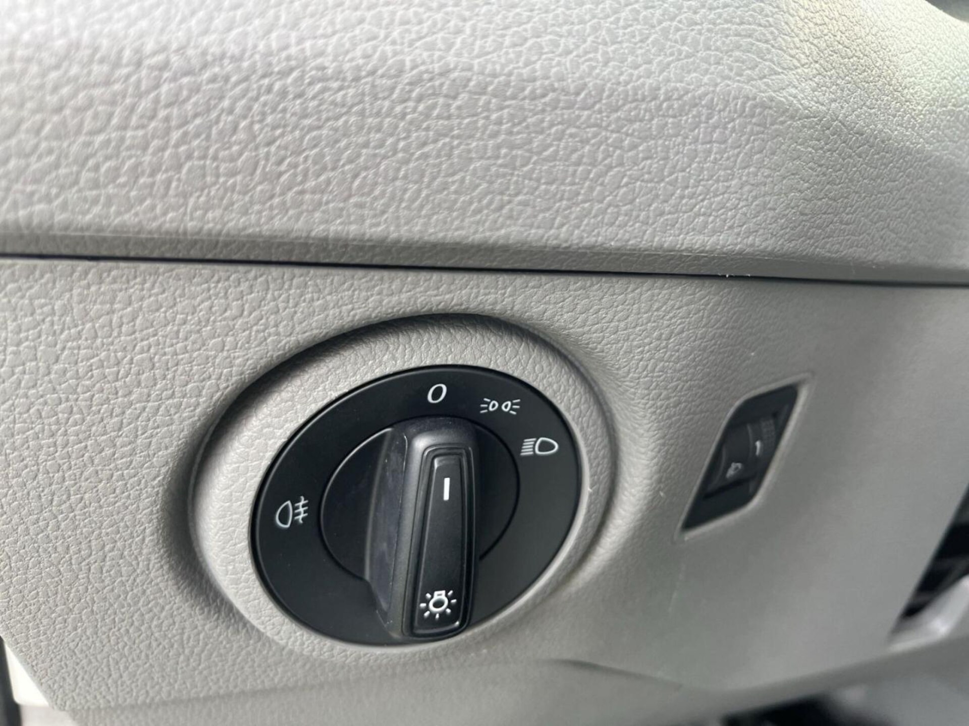 Volkswagen Crafter Kasten langer Radstand