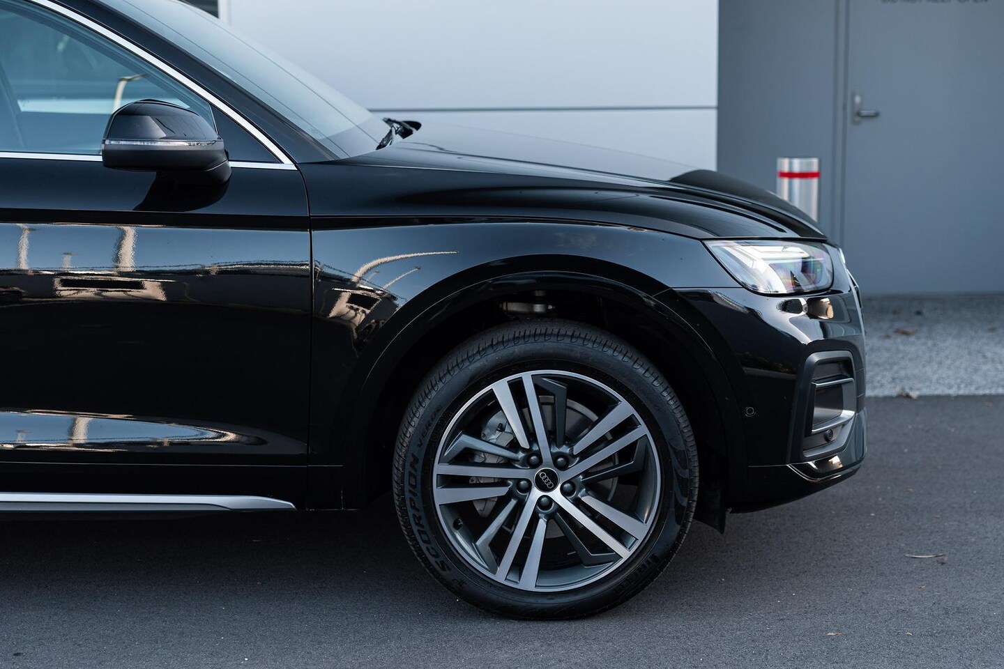 Image about Audi Q5 Sport 40 TDI quattro S tronic