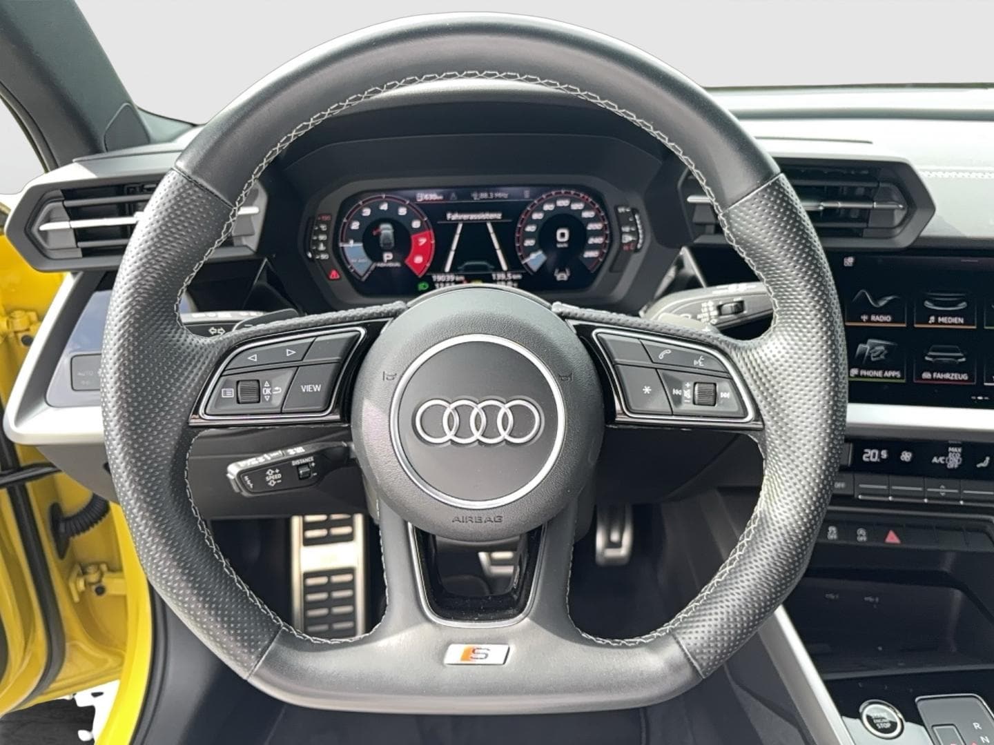 Bild über Audi A3 Sportback S line 35 TFSI S tronic - für weitere Informationen kontaktieren Sie den Audi Partner