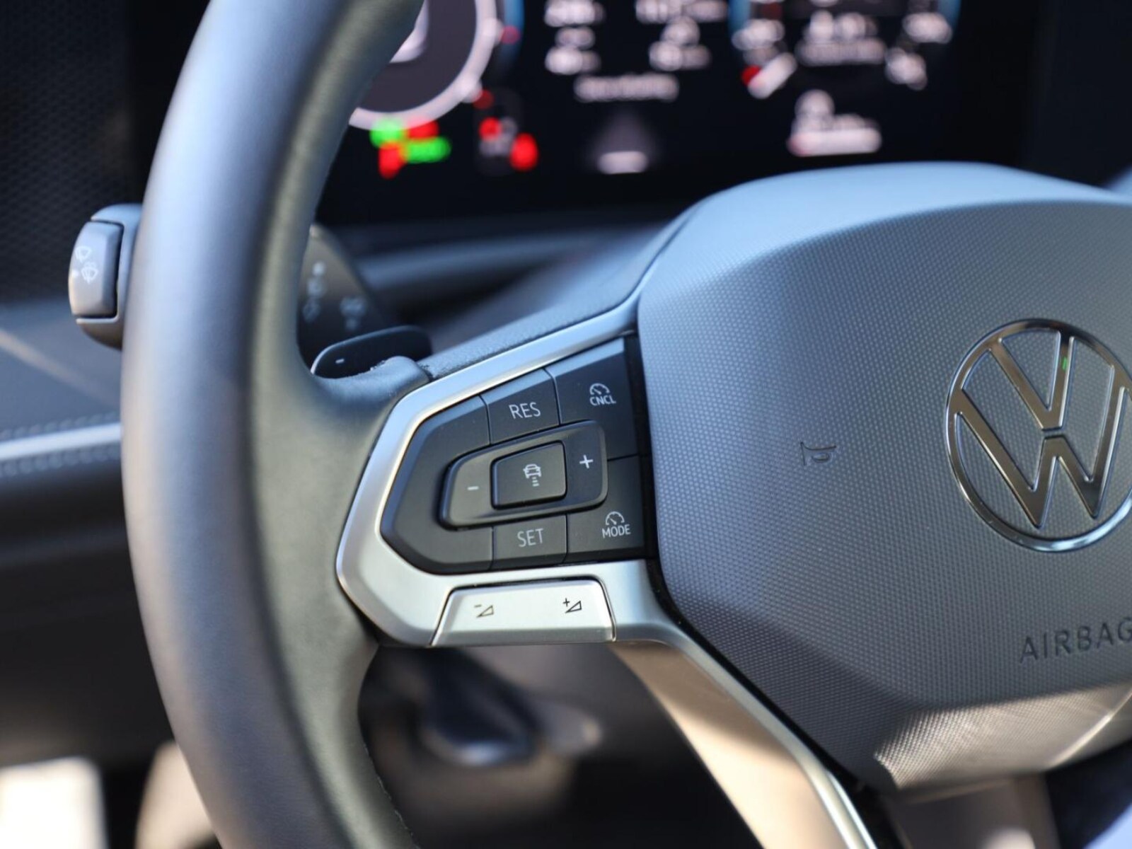 Volkswagen Passat – Bild 12