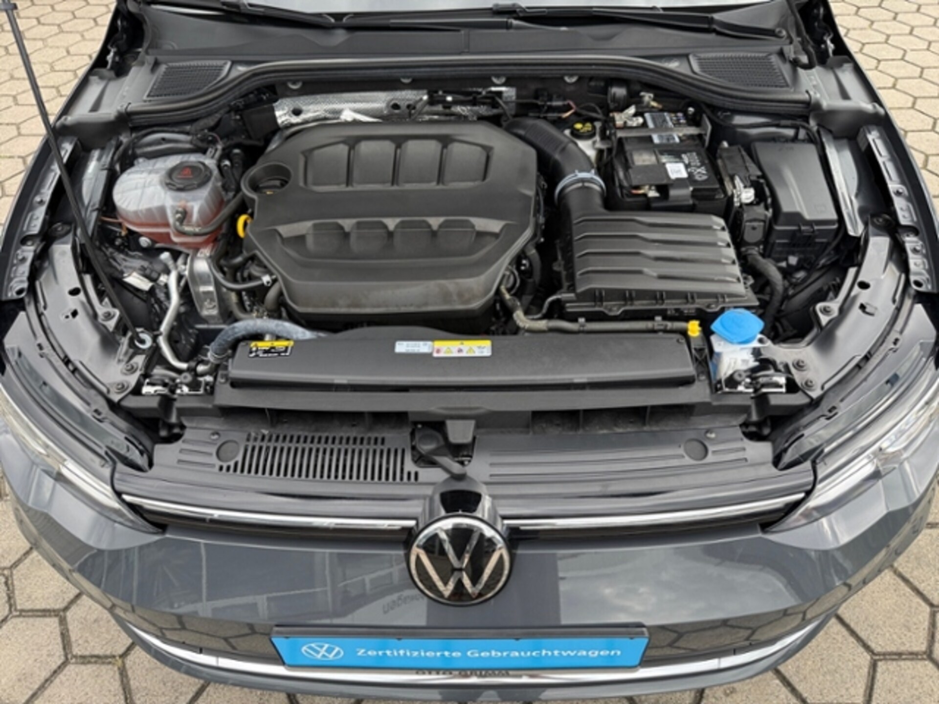 Volkswagen Golf Style