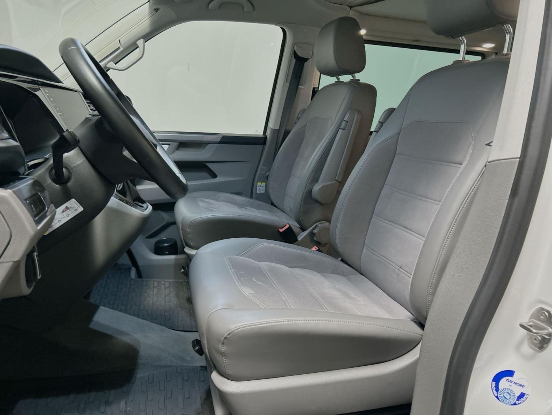 Volkswagen T6.1 California Ocean