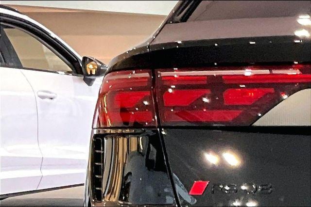 2026 Audi RS Q8 SUV performance