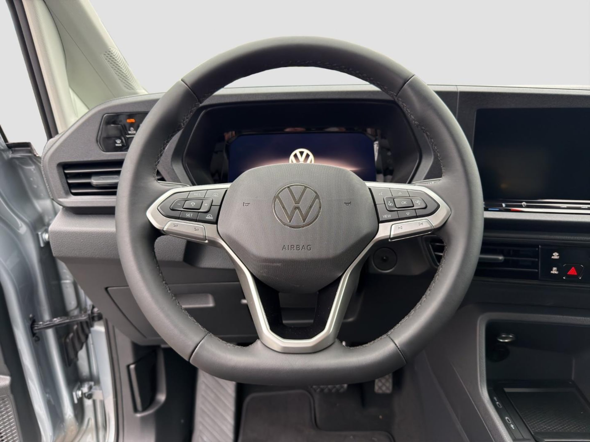 Volkswagen Caddy Basis-Modell