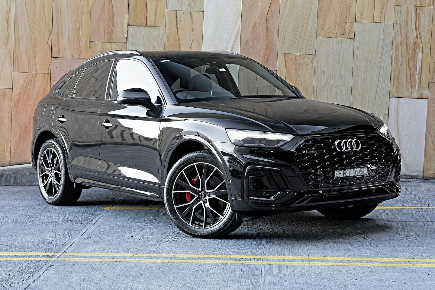 Image about Audi Q5 Sportback TFSI e 55 TFSI e quattro S tronic
