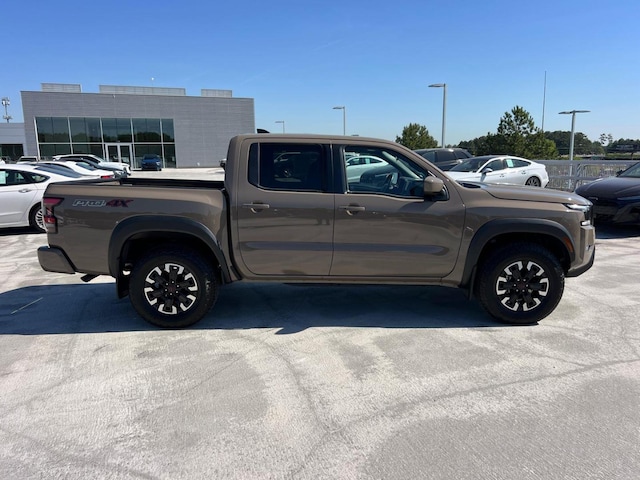 2024 Nissan Frontier