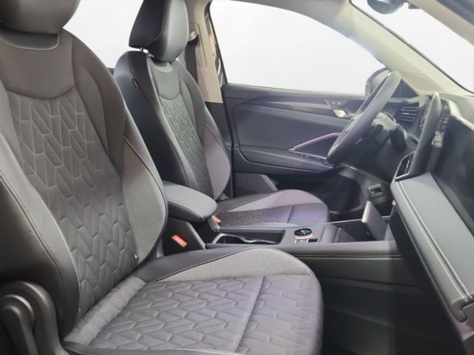 Volkswagen Tiguan – Bild 18