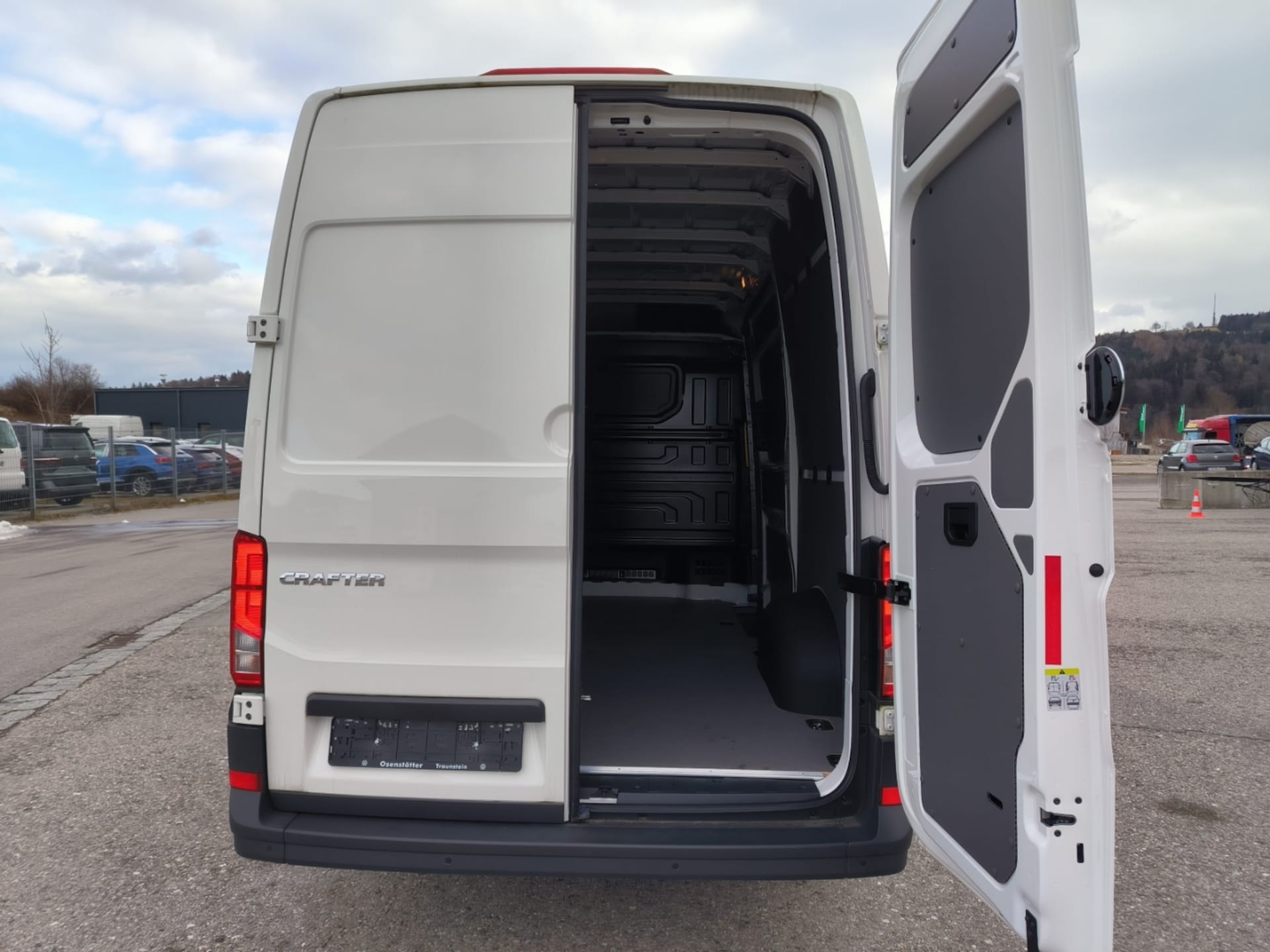 Volkswagen Crafter Kasten mittlerer Radstand