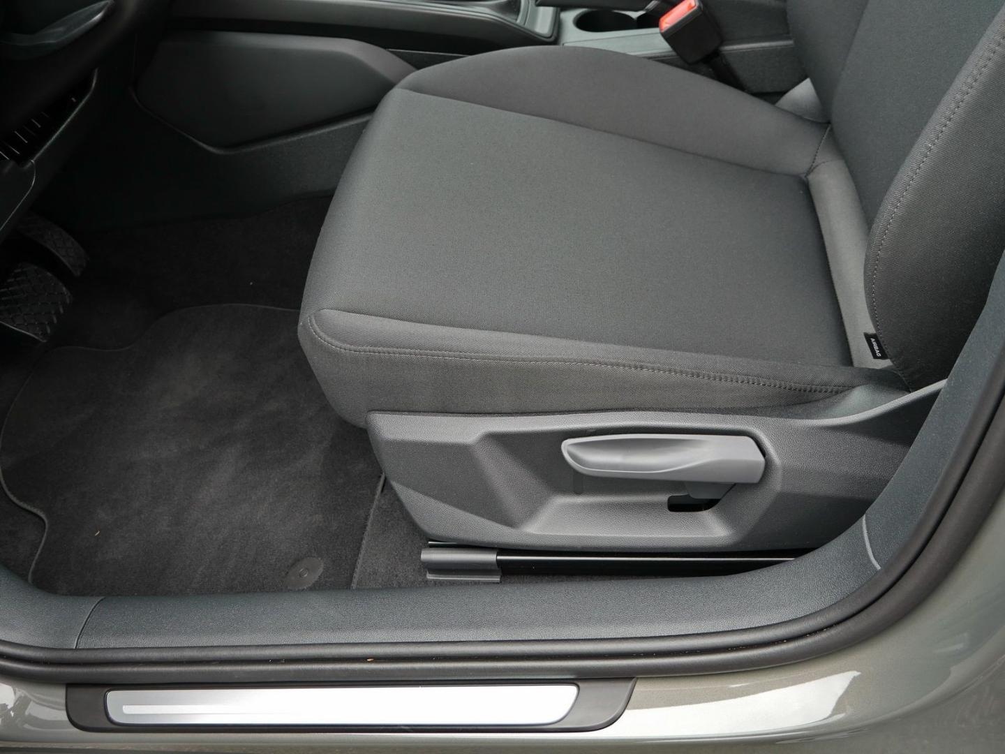 Bild über Audi A1 Sportback advanced 25 TFSI S tronic - für weitere Informationen kontaktieren Sie den Audi Partner