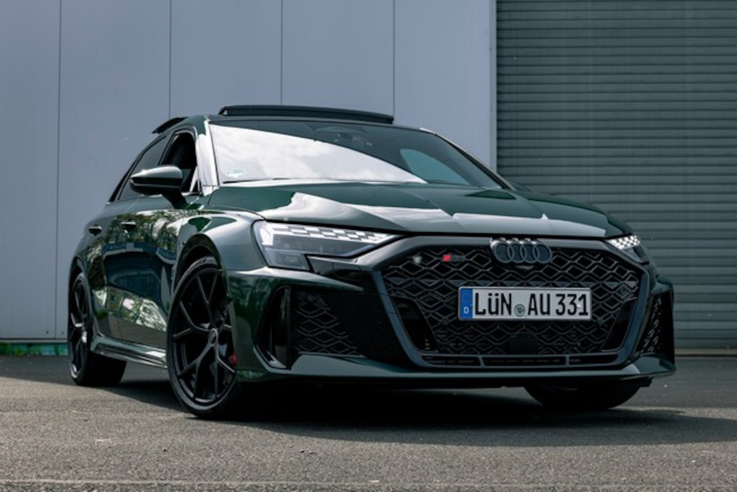 Bild über Audi RS 3 Sportback TFSI quattro 294 kW S tronic - für weitere Informationen kontaktieren Sie den Audi Partner