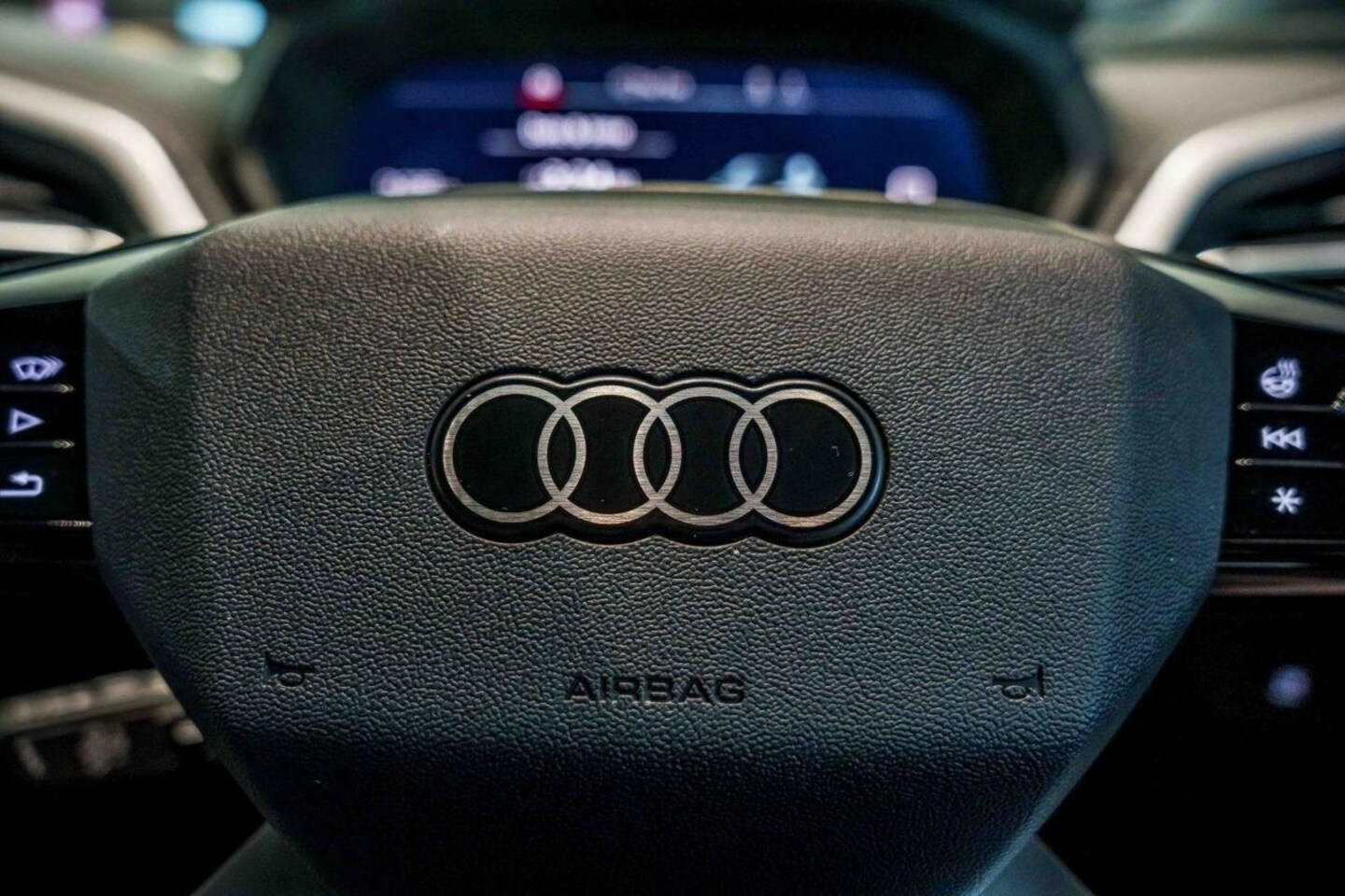 Image about Audi Q4 Sportback e-tron e-tron