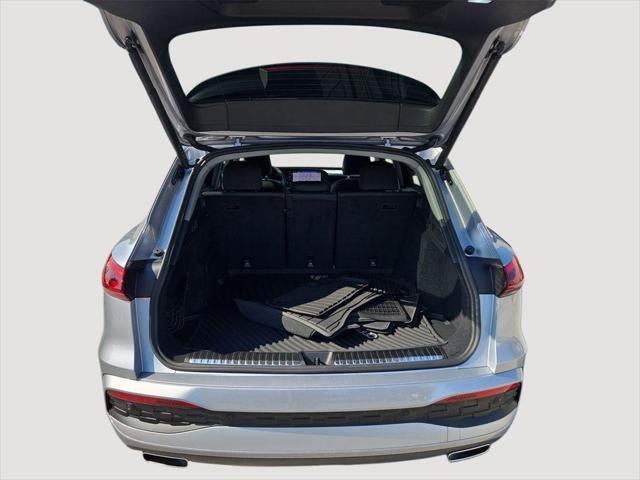 2025 Audi Q5 Premium - Photo 25