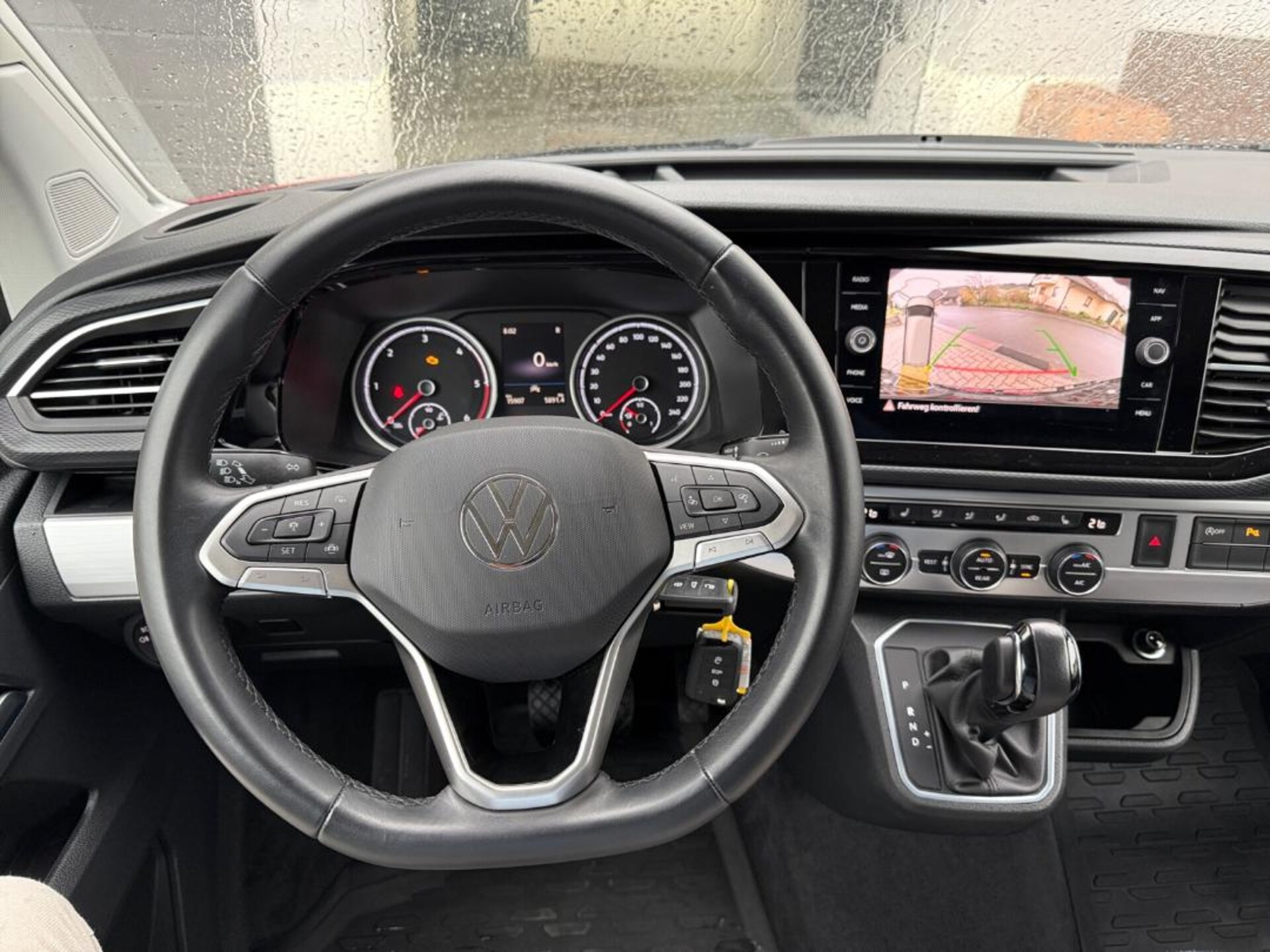 Volkswagen T6.1 California Beach