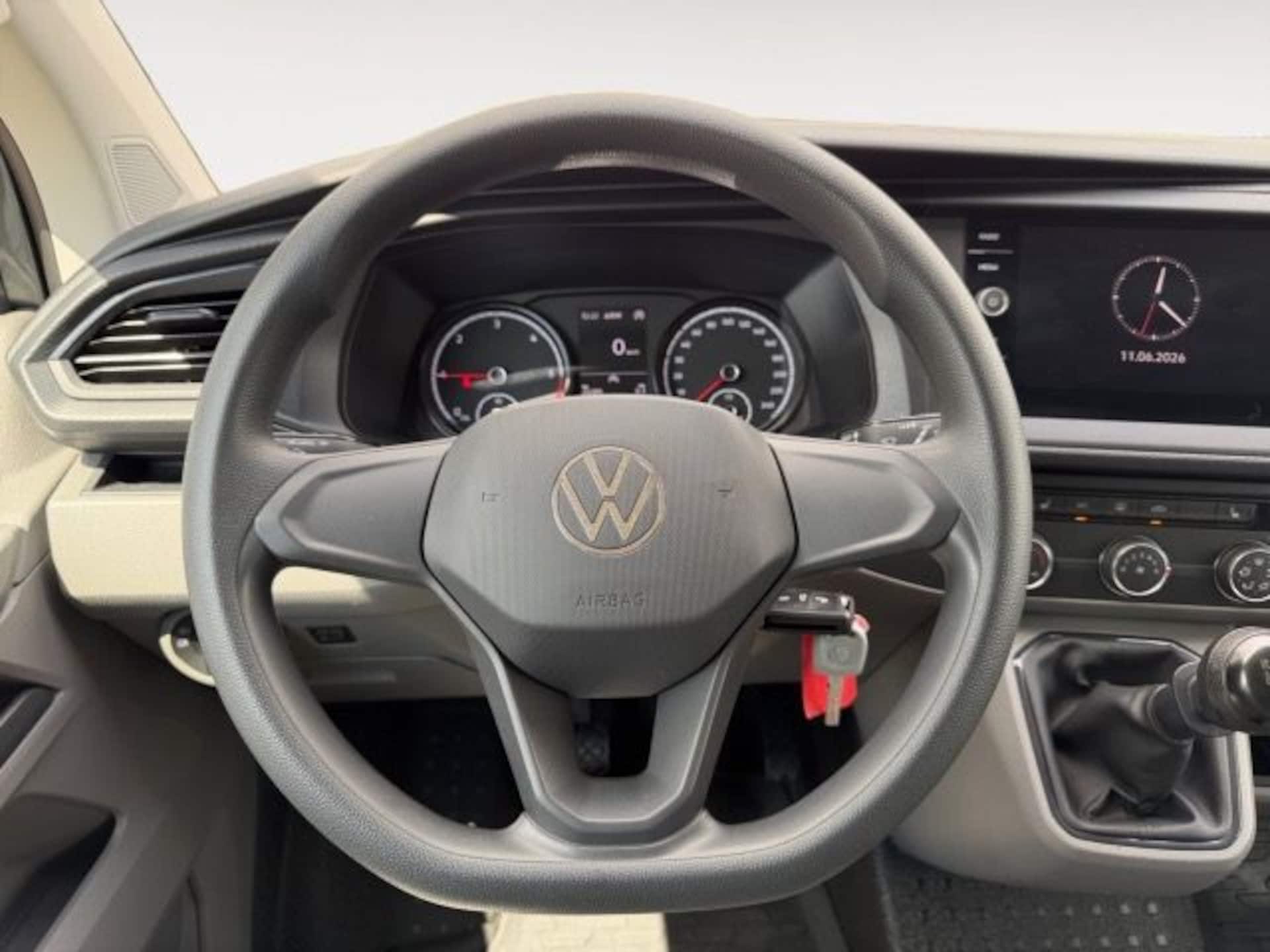 Volkswagen T6.1 Transporter Kombi kurzer Radstand