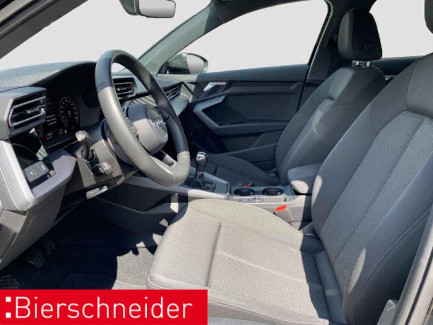 Bild über Audi A3 Sportback 30 TFSI Schaltgetriebe - für weitere Informationen kontaktieren Sie den Audi Partner