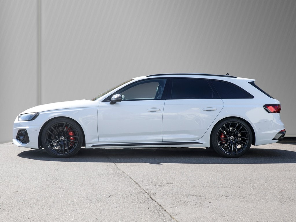 Image about Audi RS 4 Avant TFSI quattro tiptronic
