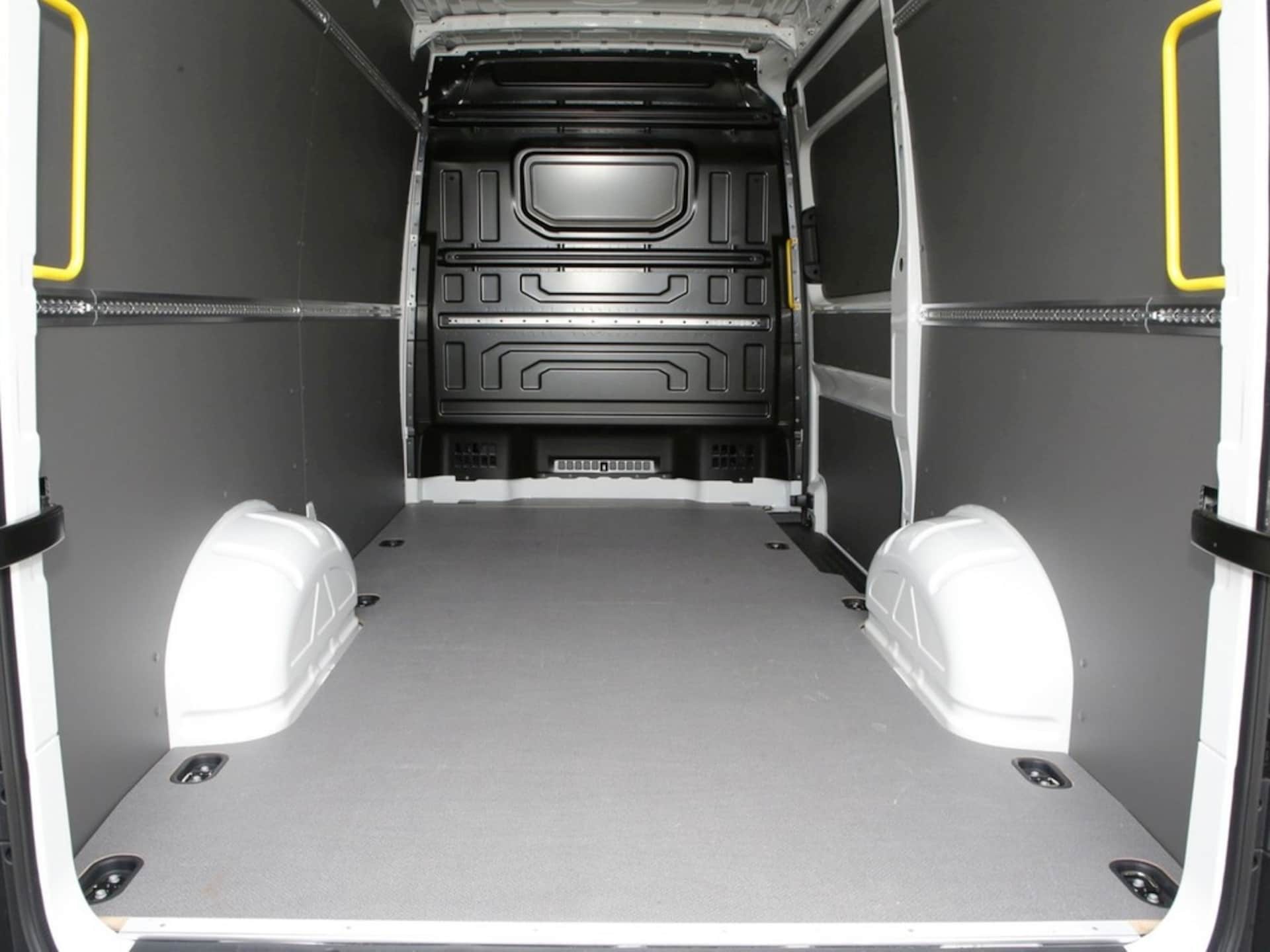 Volkswagen Crafter Kasten mittlerer Radstand