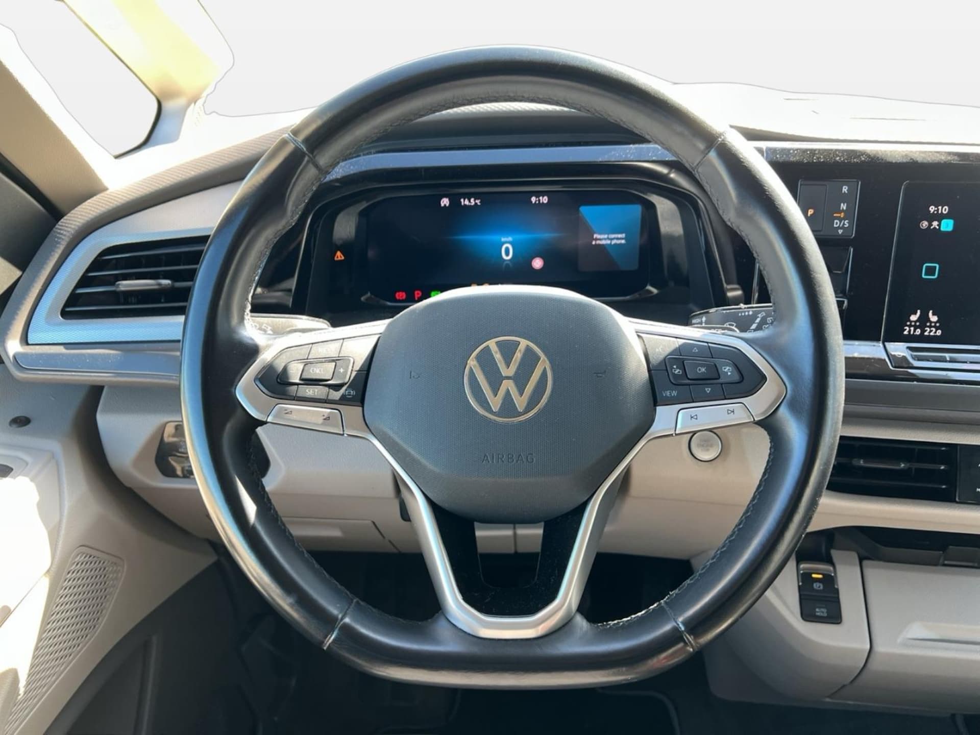 Volkswagen Multivan Langversion Basis-Modell