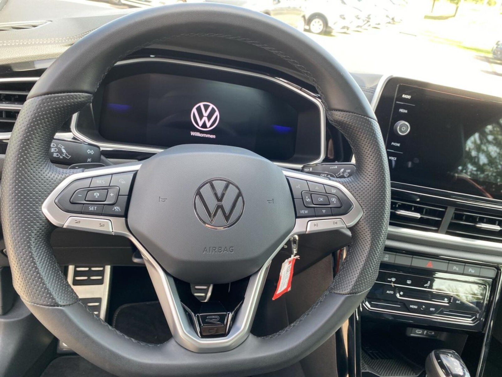Volkswagen T-Roc Cabriolet – Bild 12