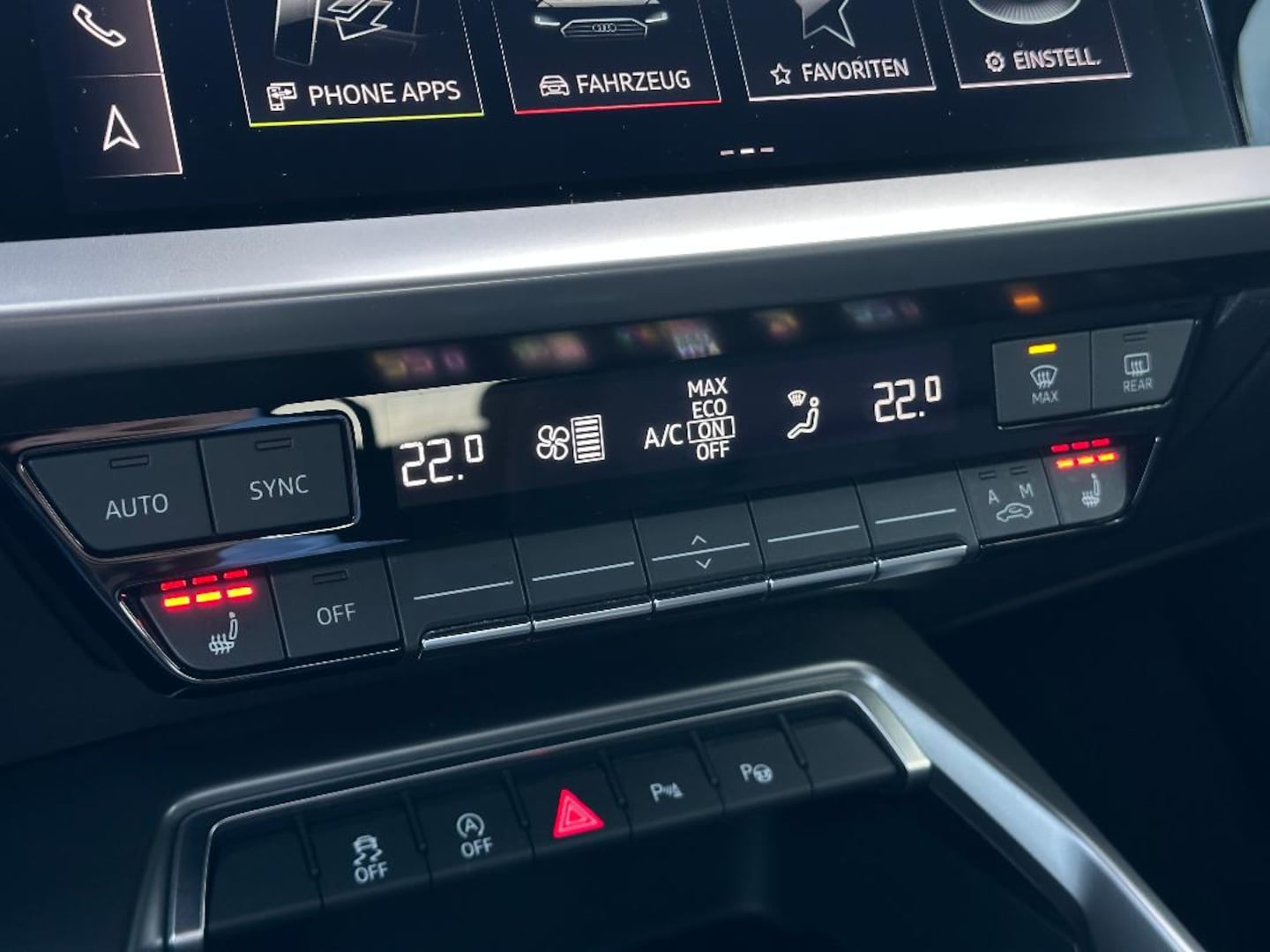 Bild über Audi A3 Sportback 30 TFSI Schaltgetriebe - für weitere Informationen kontaktieren Sie den Audi Partner