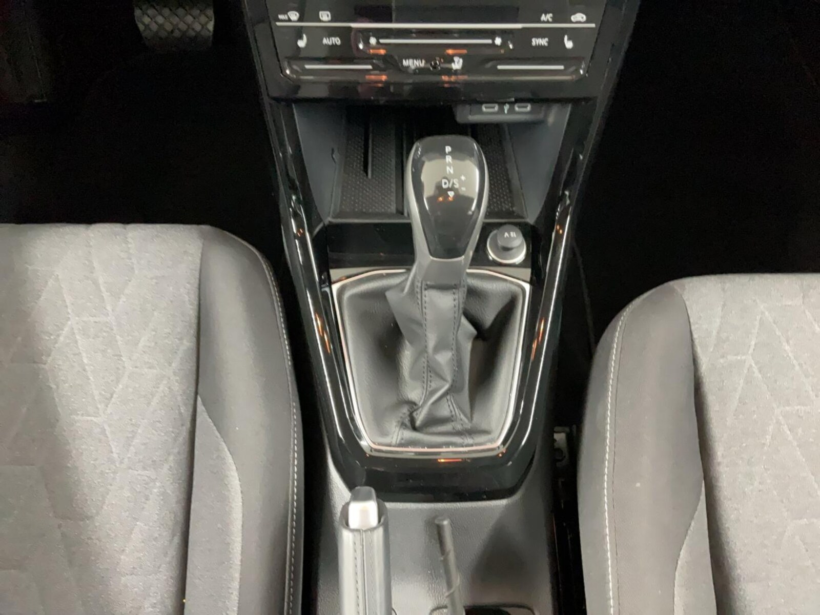 Volkswagen T-Cross – Bild 13
