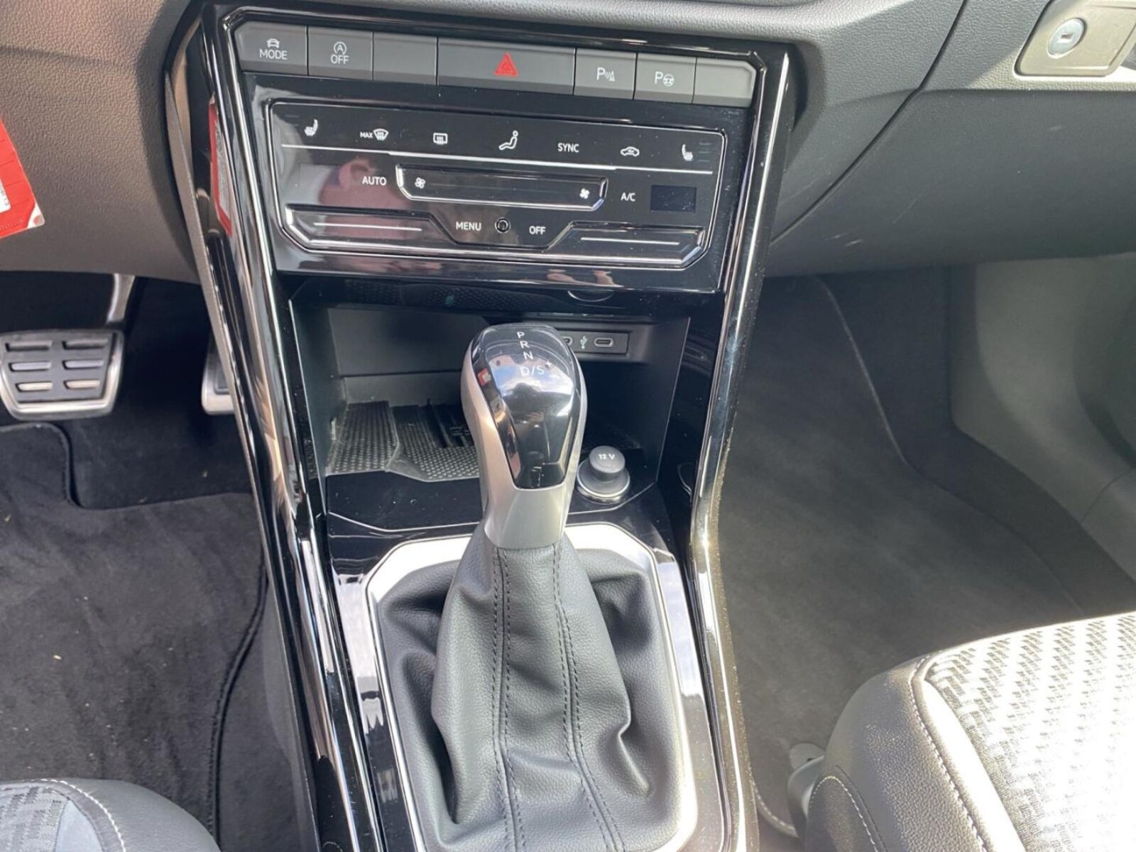 Volkswagen T-Roc Cabriolet – Bild 14