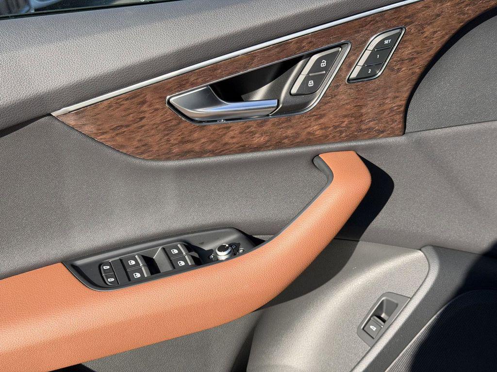 2026 Audi Q7 Premium - Photo 12