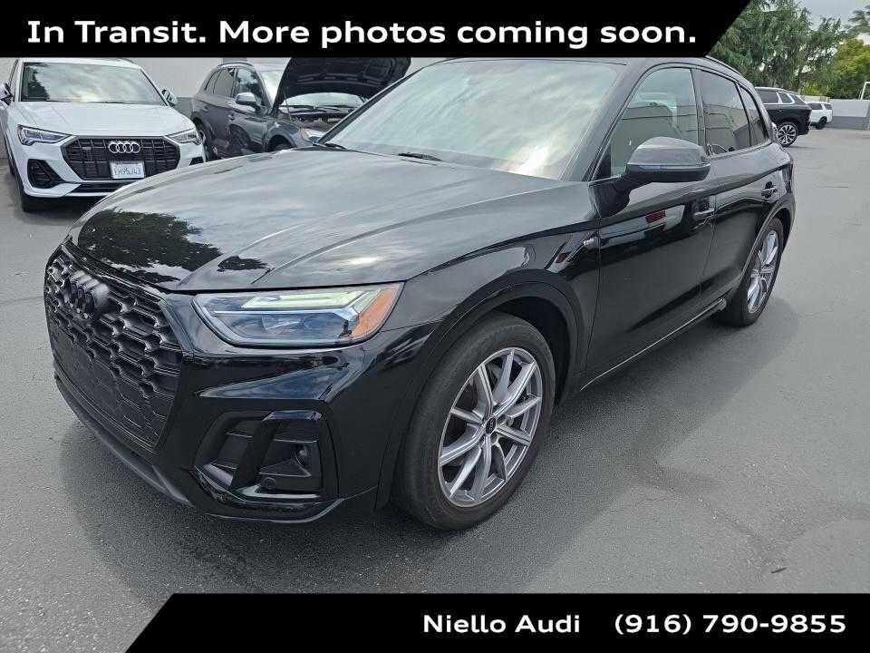 2023 Audi Q5 55 e Premium Plus's photo