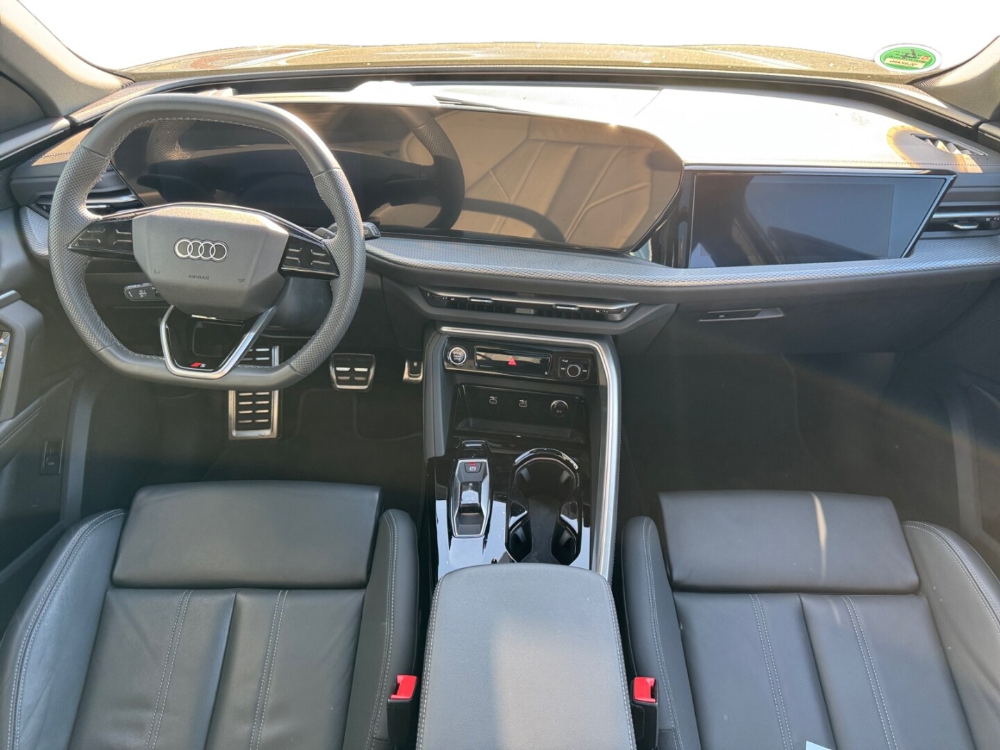 Bild über Audi Q5 SUV TDI quattro 150 kW S tronic - für weitere Informationen kontaktieren Sie den Audi Partner