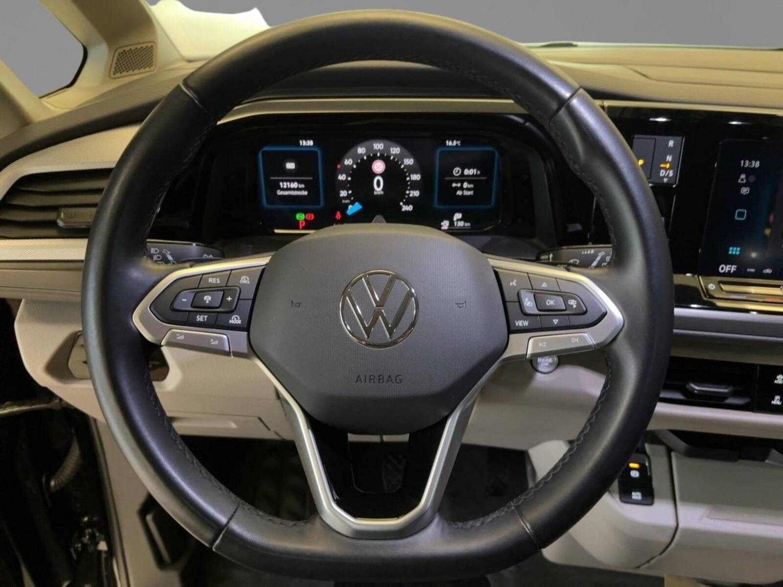 Volkswagen Multivan Langversion – Bild 9