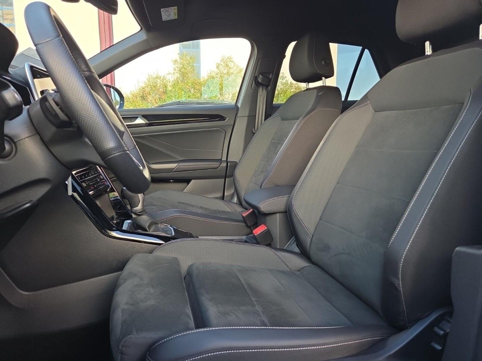 Volkswagen T-Roc – Bild 17