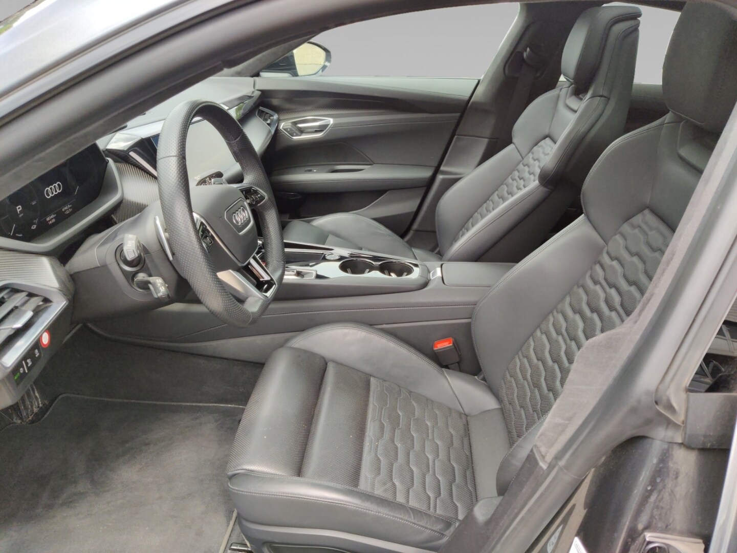 Image about Audi e-tron GT e-tron quattro