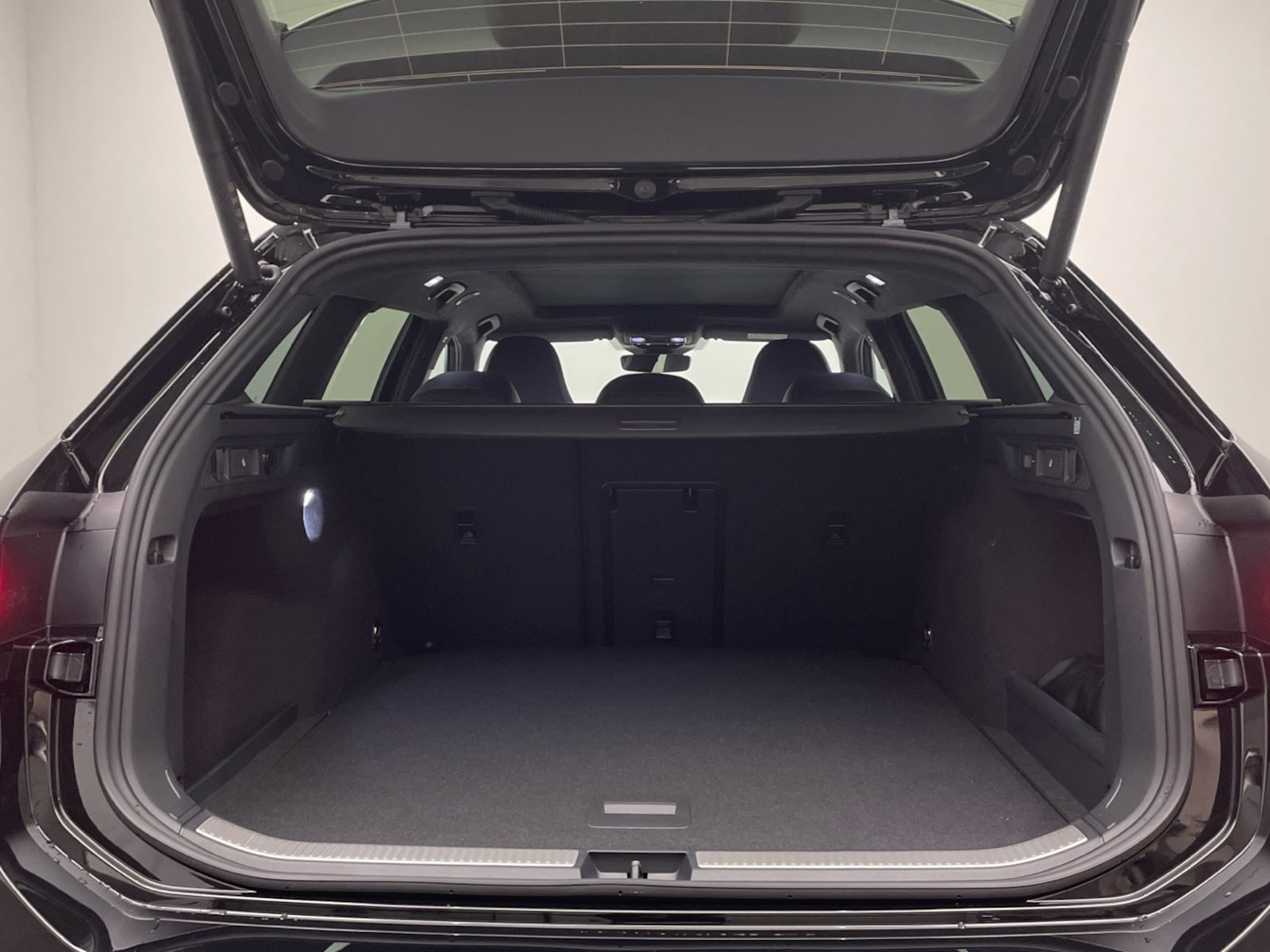 Volkswagen Passat – Bild 13