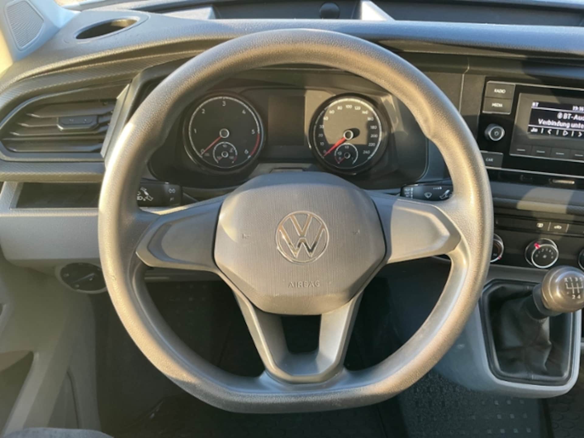 Volkswagen T6.1 Transporter Kasten langer Radstand