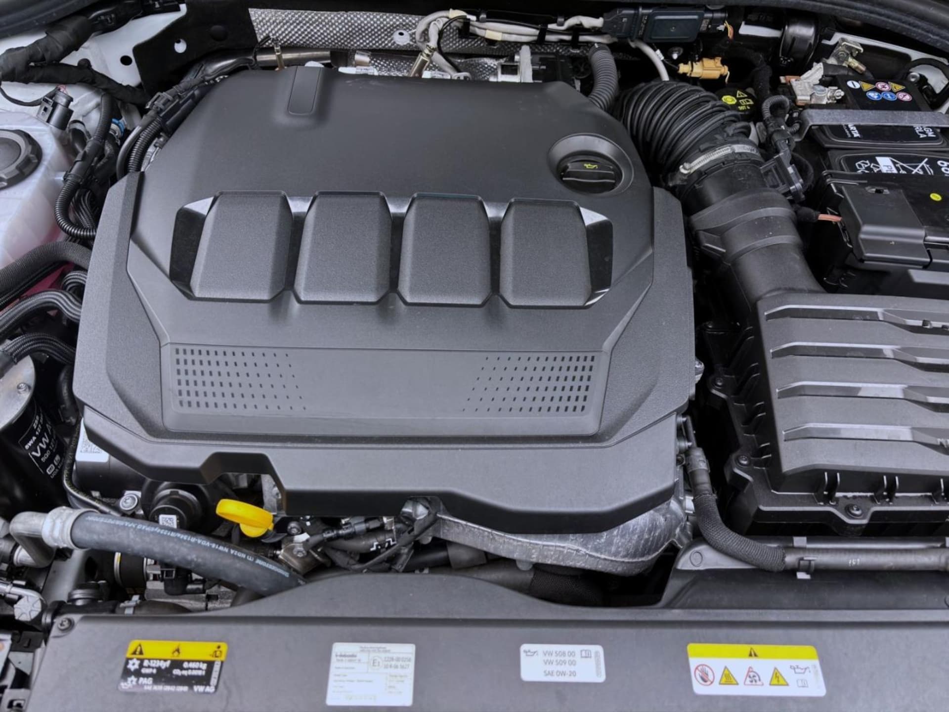 Volkswagen Passat Elegance