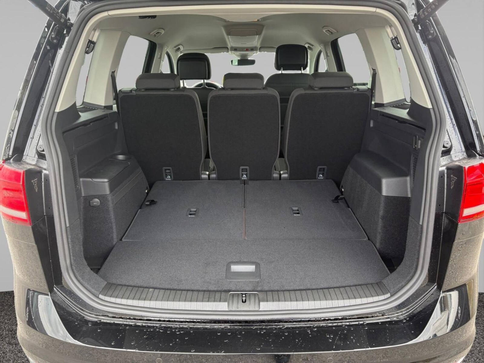 Volkswagen Touran – Bild 16