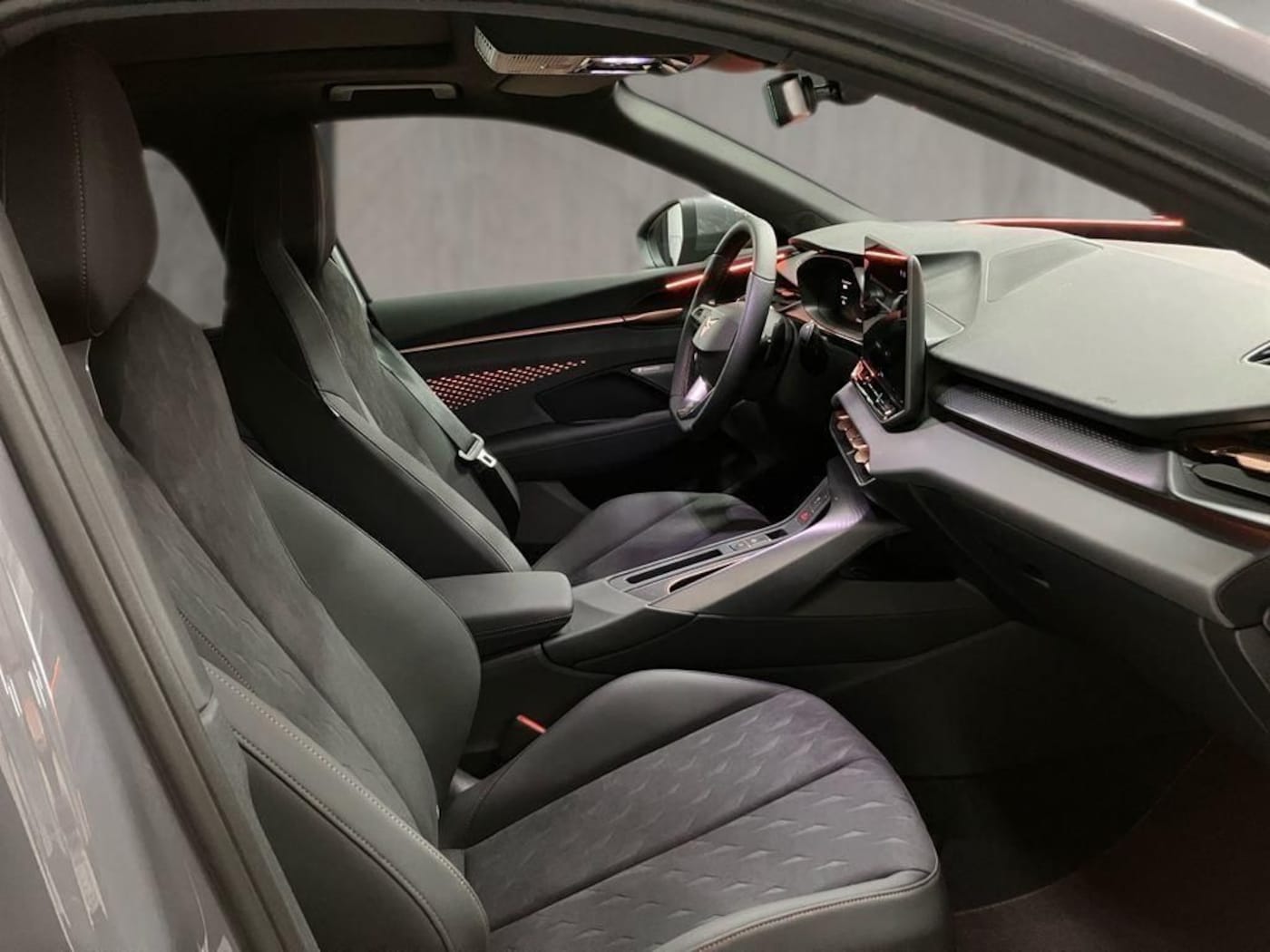 CUPRA Terramar 1.5 TSI e-Hybrid DSG 150 kW (204 CV) — photo 6