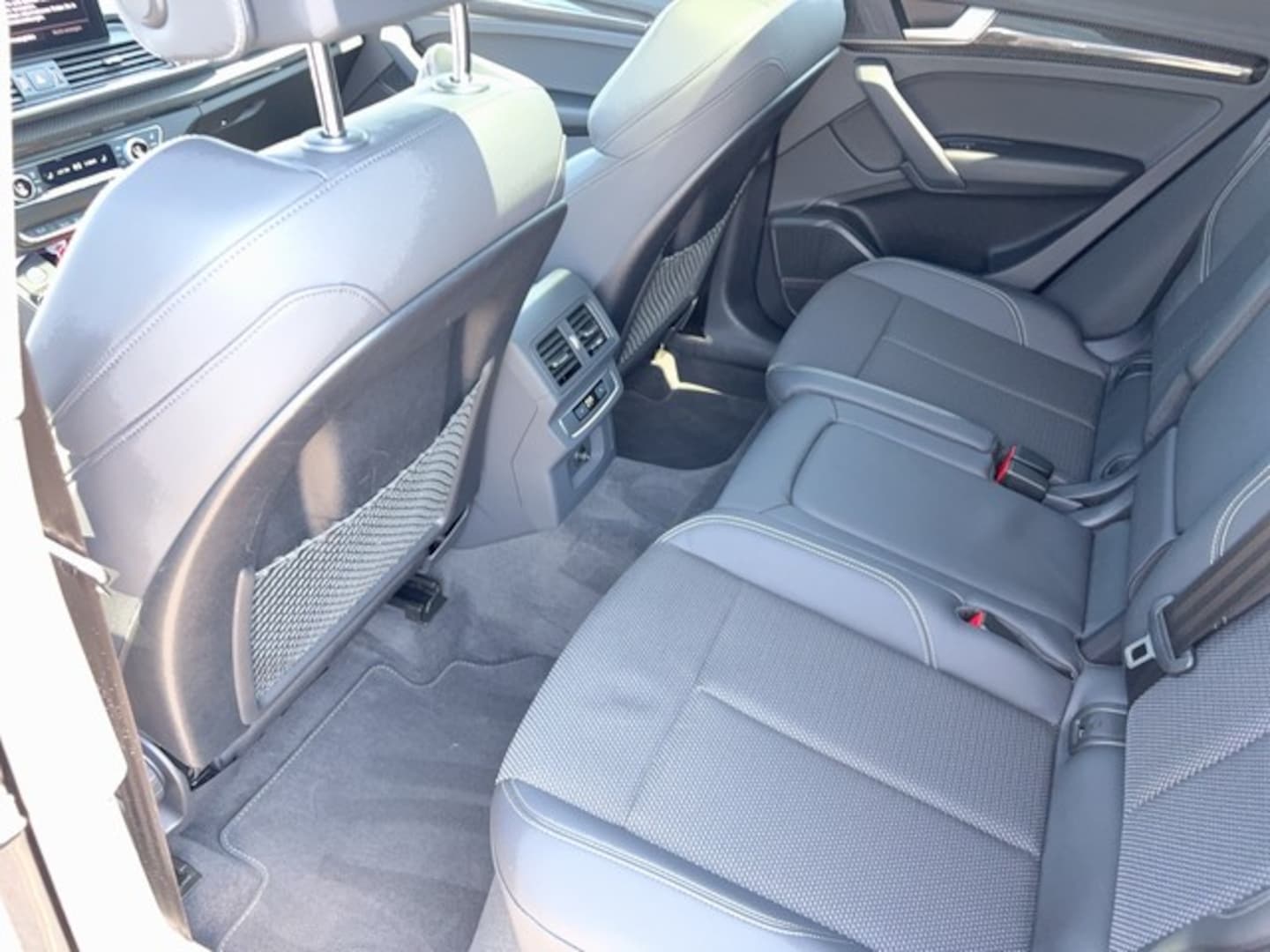 Bild über Audi Q5 Sportback 50 TDI quattro tiptronic - für weitere Informationen kontaktieren Sie den Audi Partner