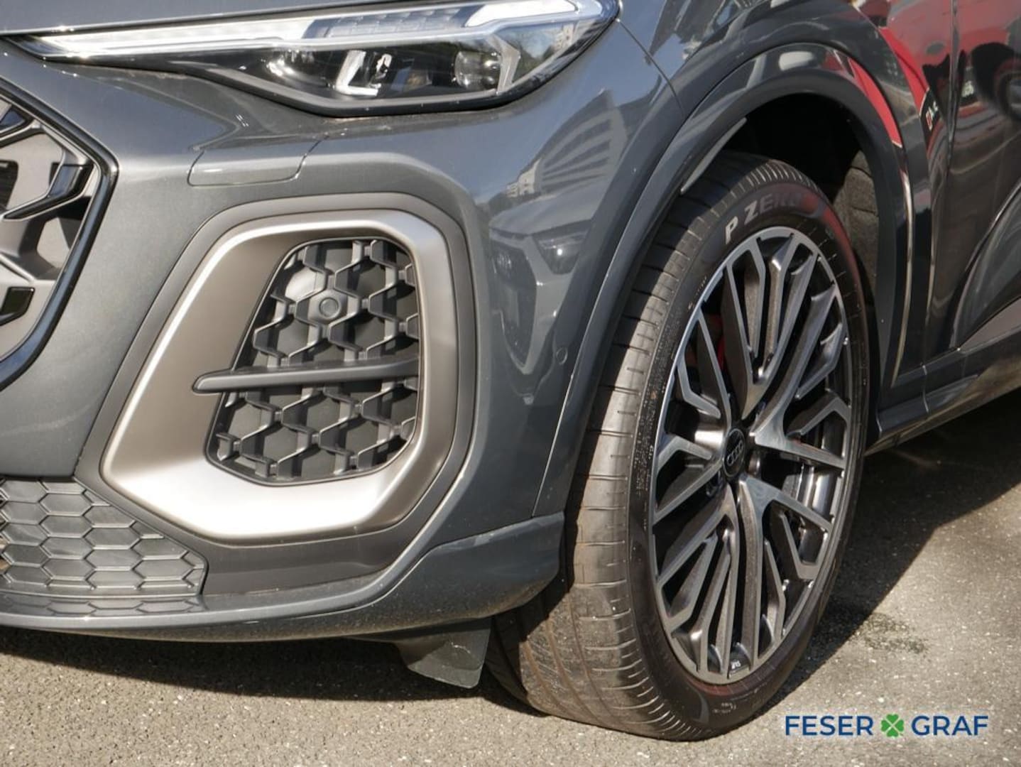 Bild über Audi Q5 SUV TFSI quattro 150 kW S tronic - für weitere Informationen kontaktieren Sie den Audi Partner