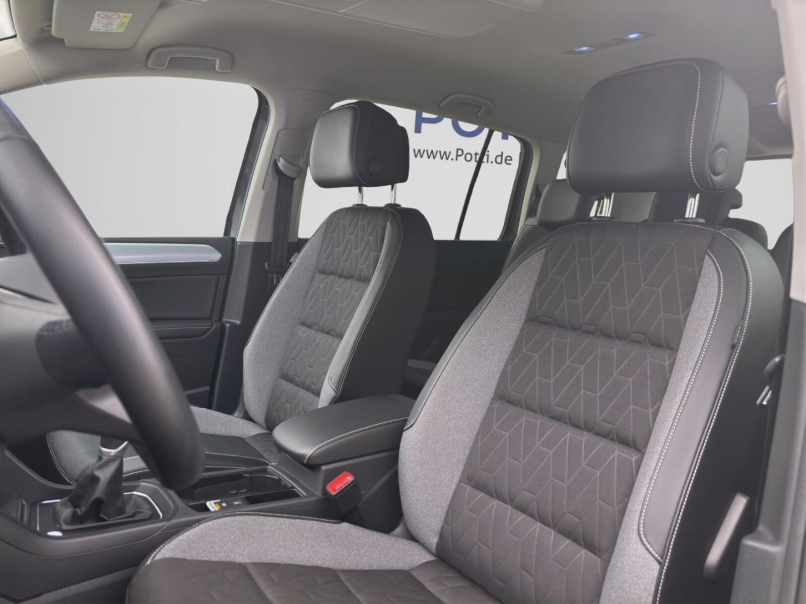 Volkswagen Touran – Bild 10